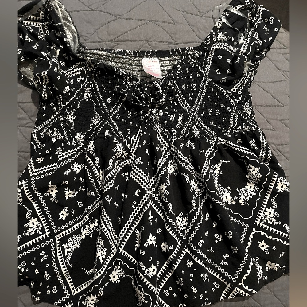 No Boundaries Shirt/Blouse